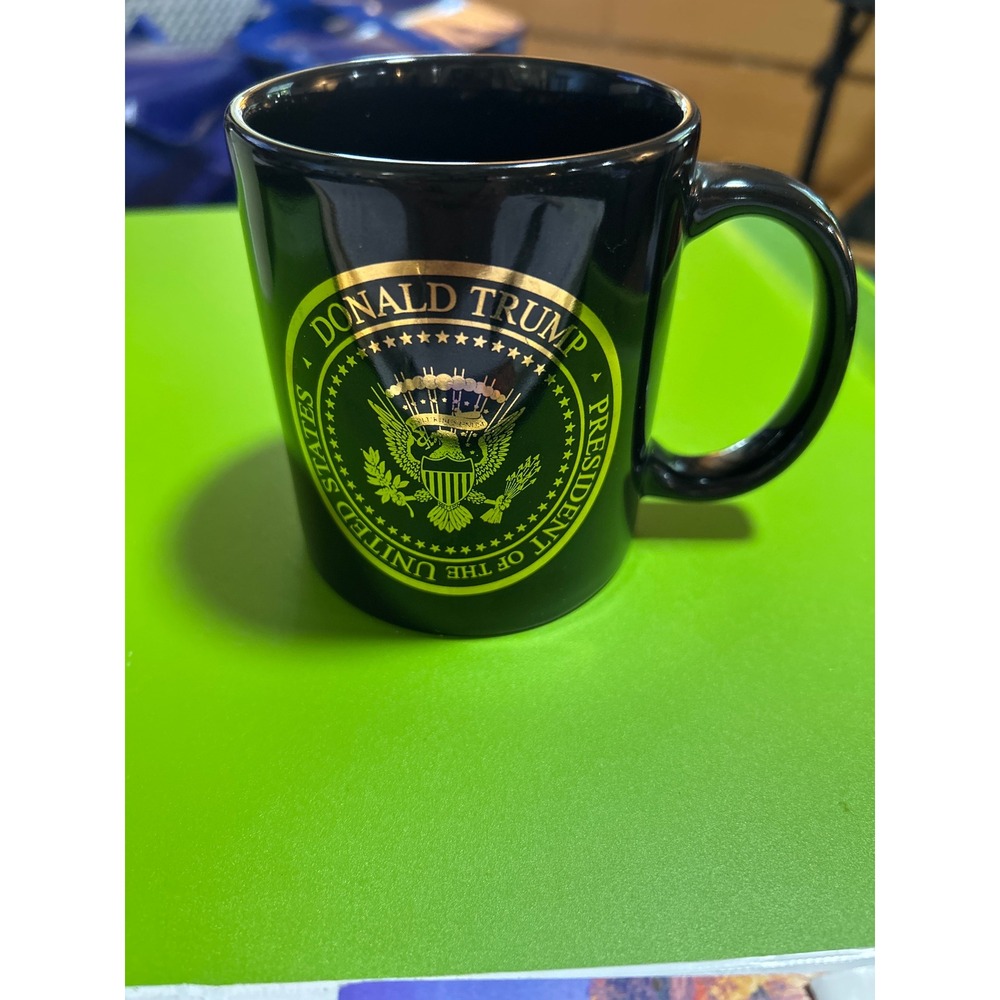 Donald Trump Presidential Seal Black Ceramic Mug‎ Collectible Souvenir